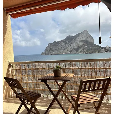 Modern & Sunny Apartament