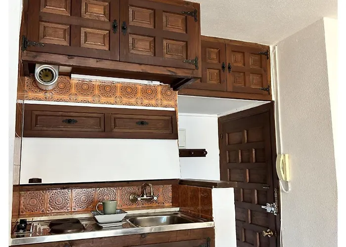 Modern & Sunny Apartmán